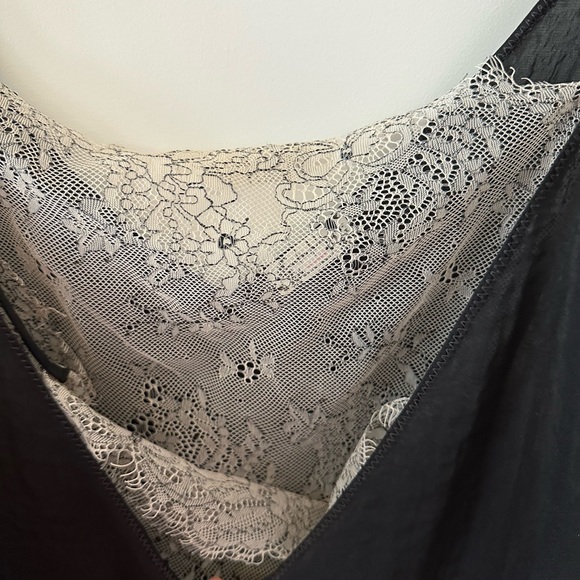 Free people lace inset plunging camisole - Picture 2 of 3